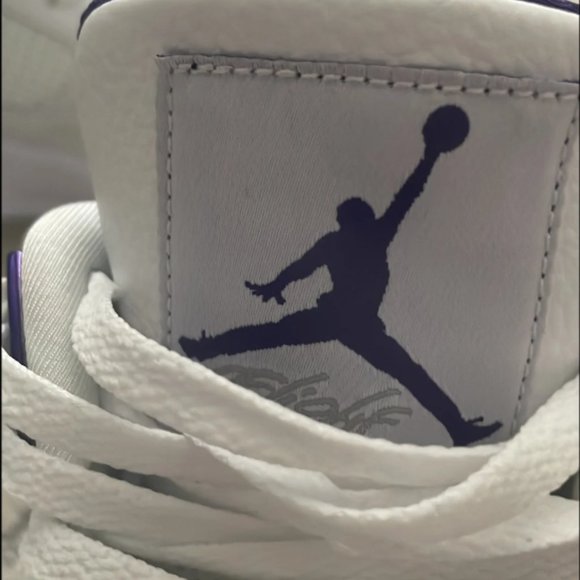 Jordan 4 metallic purple main image 8
